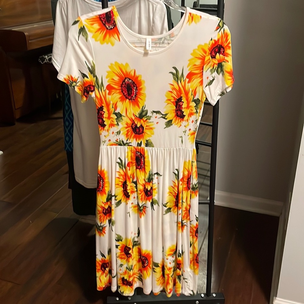 DB Moon Sunflower Dress XS NWOT